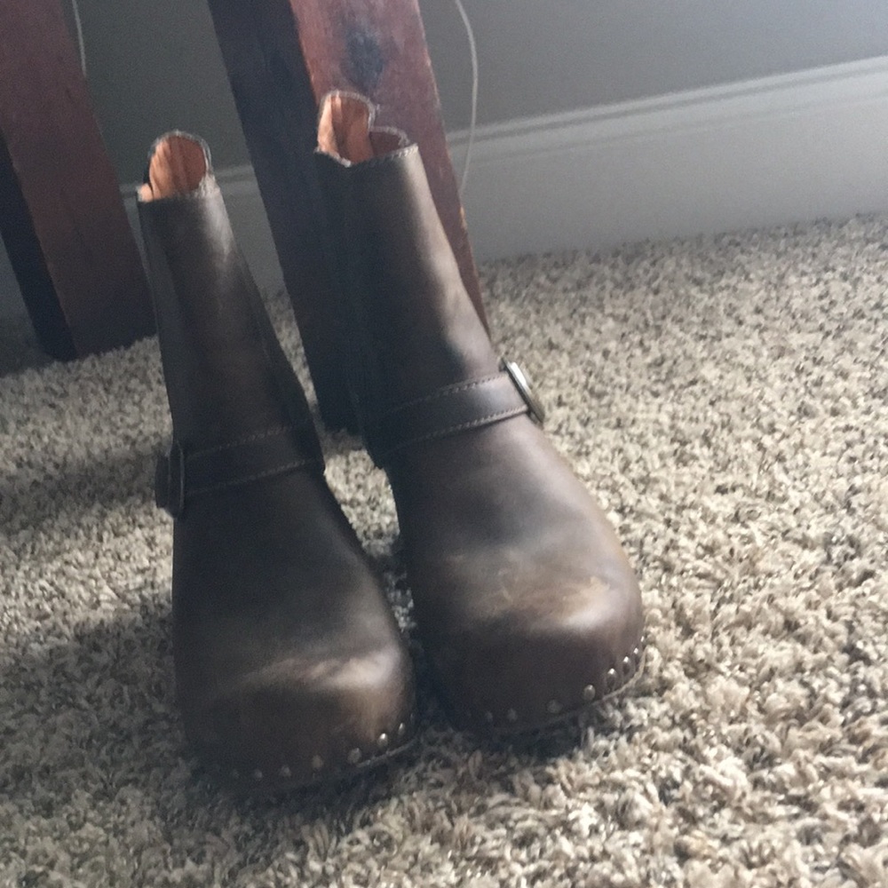 DANSKO BOOTIES
